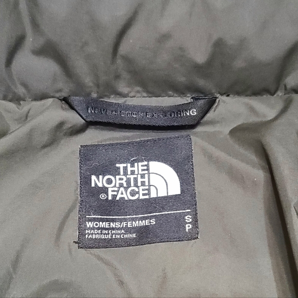 Women's The North Face Down Parka, Size Small - Picture 3 of 6